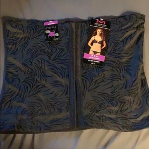 Ultra Firm Waist Nipper. Size Large